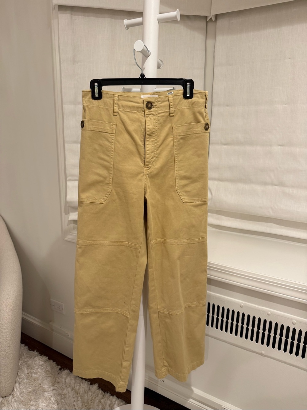 Frame Denim Women’s Utility Cargos in Light Yellow-Tan